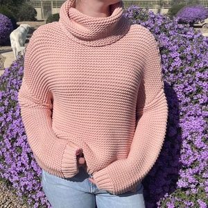 Blush pink ZARA oversized turtleneck knit sweater 🌸